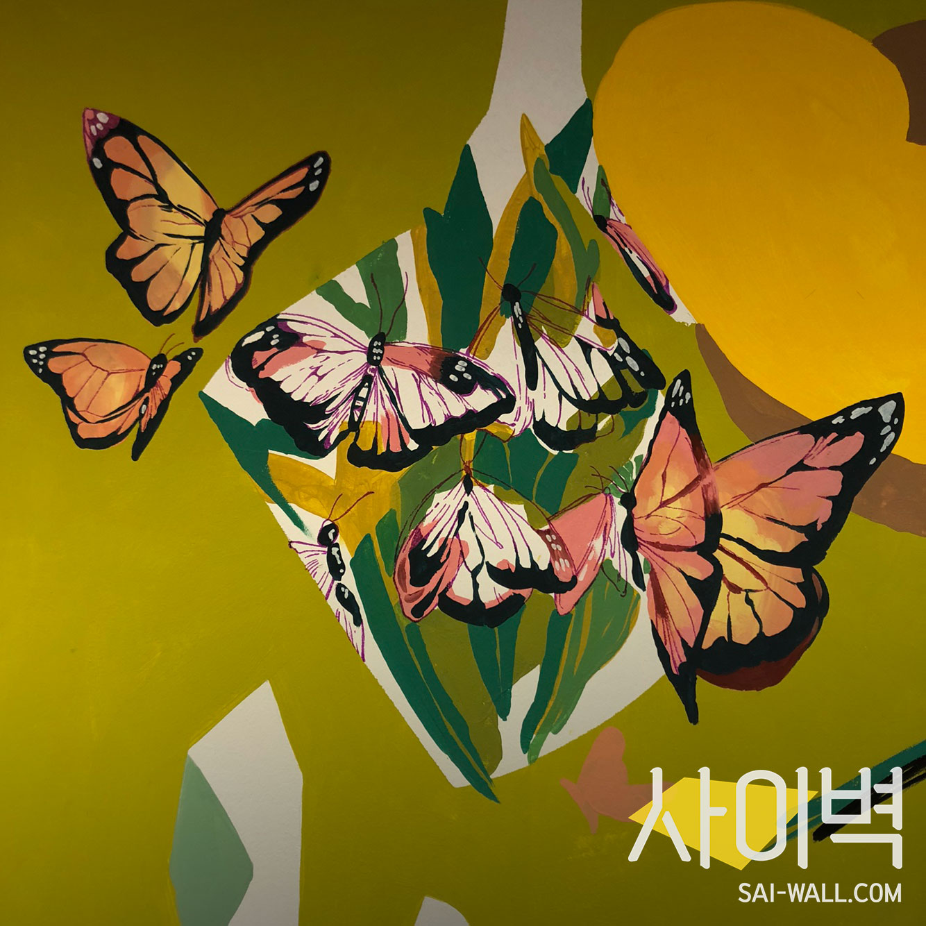 스타벅스 수원인계점 벽화 시공 사진 7